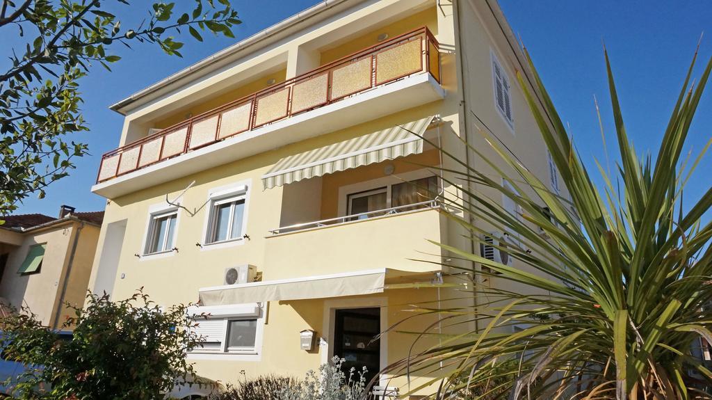 Apartment Ema Zára Kültér fotó