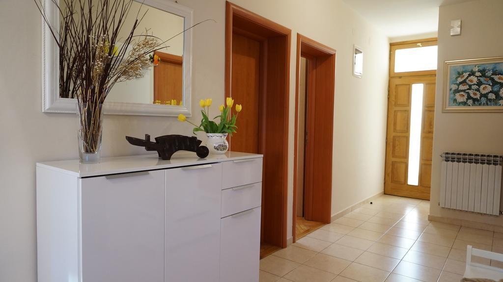 Apartment Ema Zára Kültér fotó